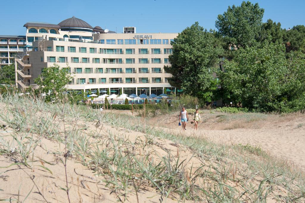 Jeravi Beach Hotel Солнечный берег Экстерьер фото